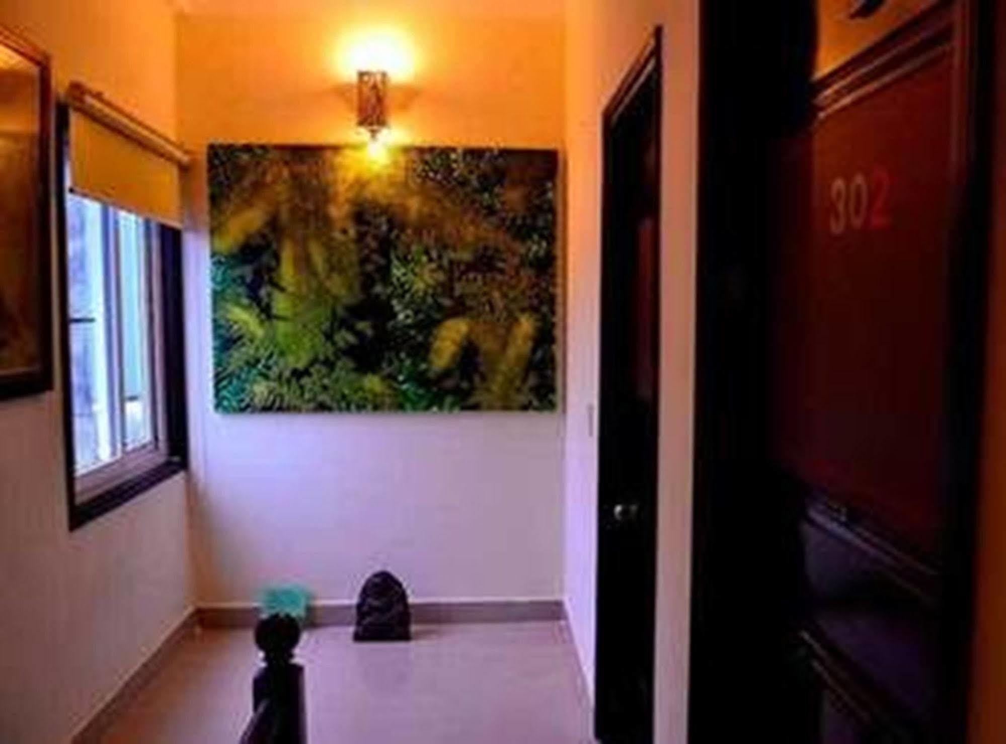 Hue Nino Hotel エクステリア 写真