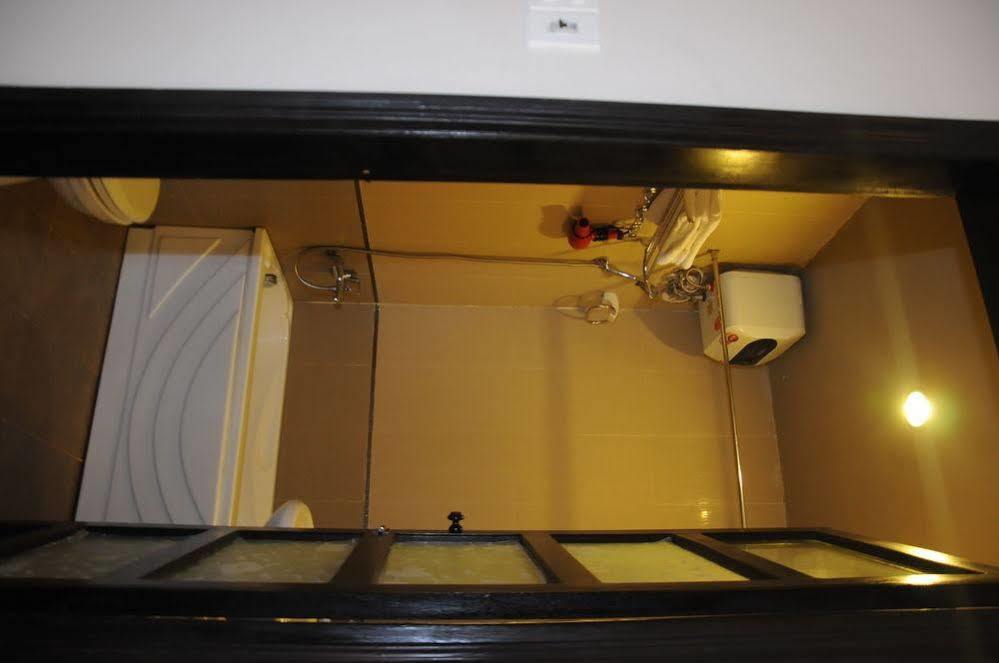 Hue Nino Hotel エクステリア 写真
